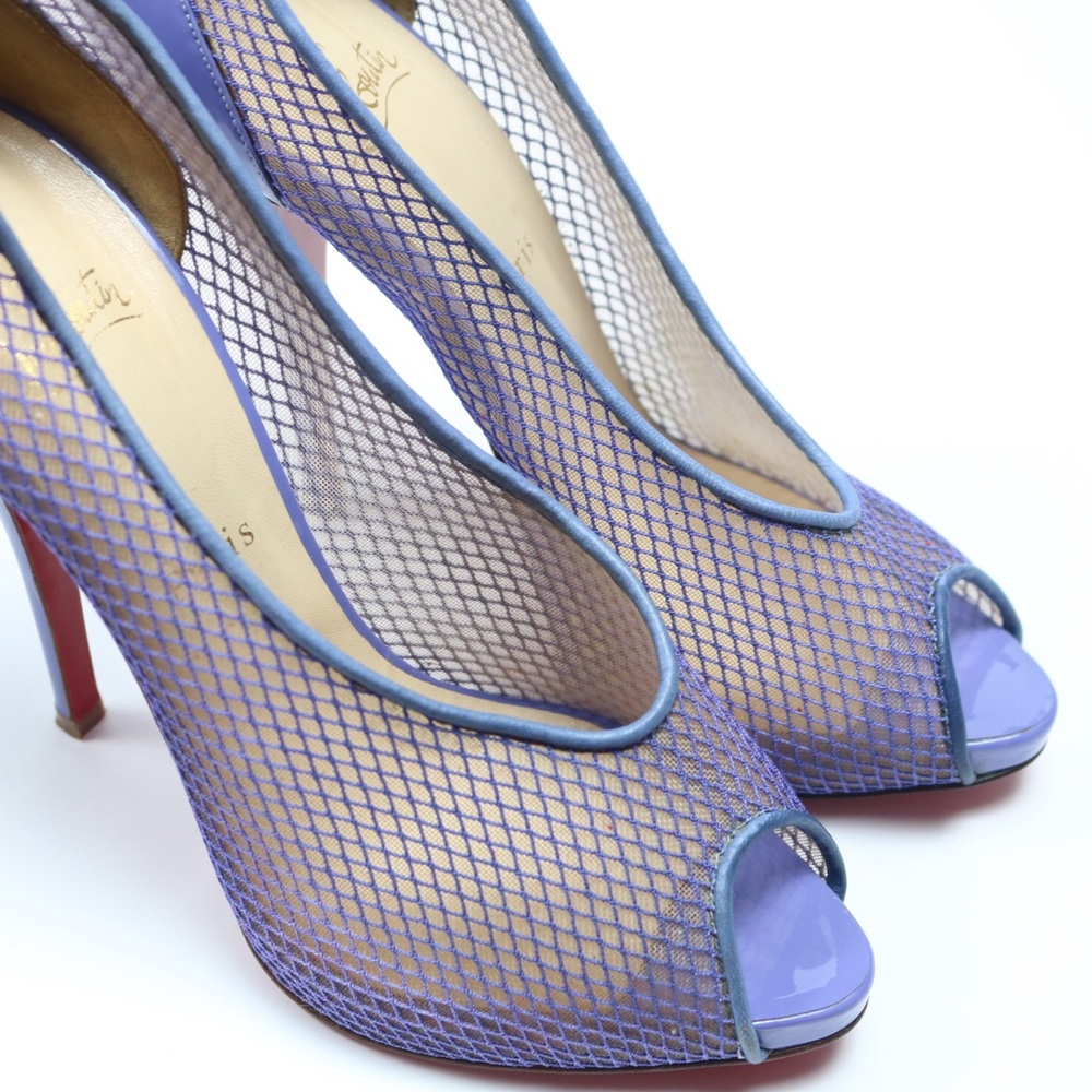 Christian Louboutin Authentic  No returns as is